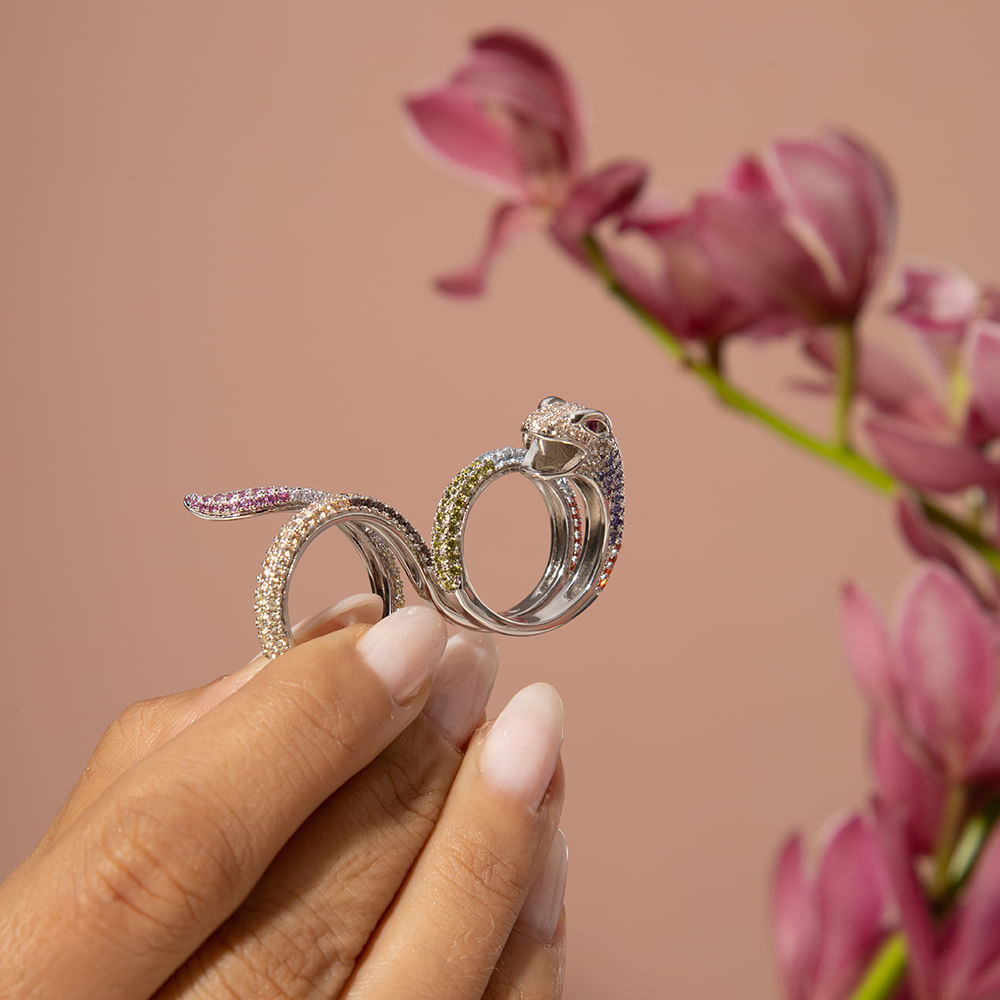 Anel Serpente de Zircônias Coloridas - Banho de Ródio Branco